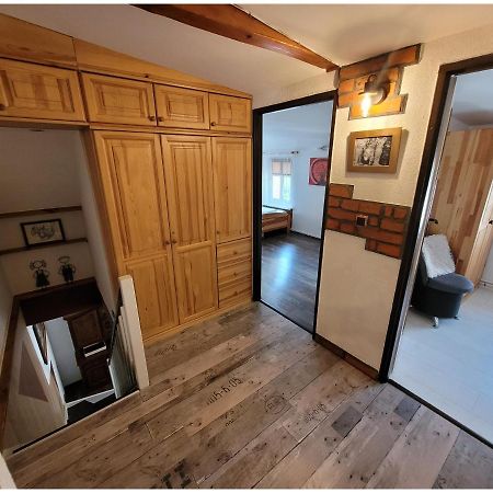 Apartament Kocie Sny - Pod Zamkiem Chojnik Apartment Jelenia Góra Exterior foto
